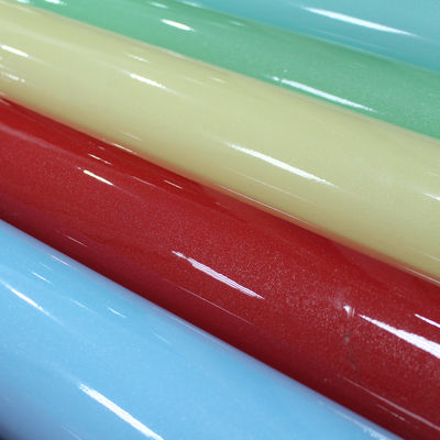 Wodoszczalność Trwała folia dekoracyjna z PVC Folia PVC o wysokim połysku 0,14 mm-0,5 mm